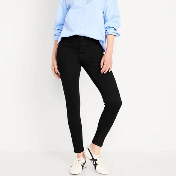 Old Navy Denim - SOLD ❌ Old Navy High-Waisted Rockstar Super-Skinny Jeans